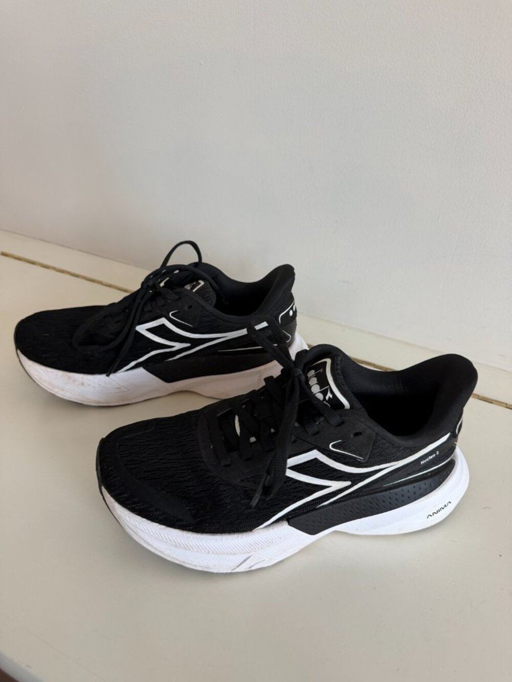Diadora Nucleo 2 W Black White Running Shoes Women’s Size 7